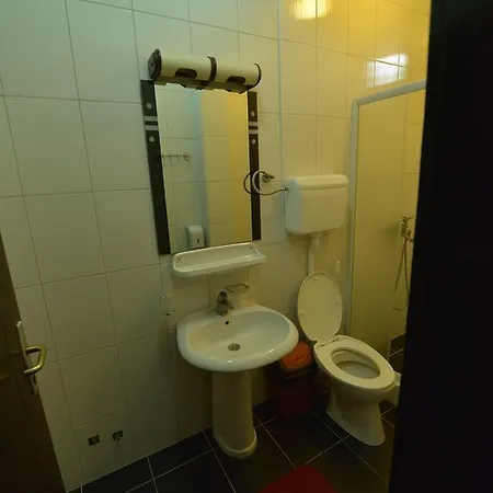 בית הארחה Duga *