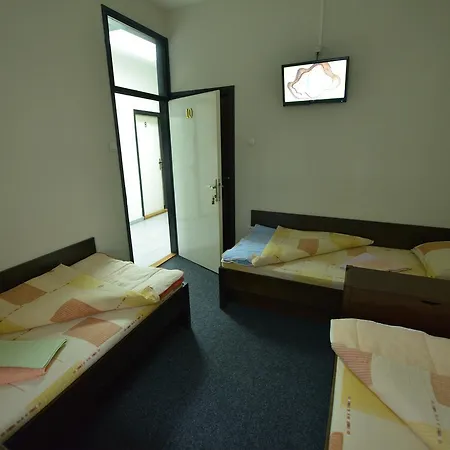 בית הארחה Duga