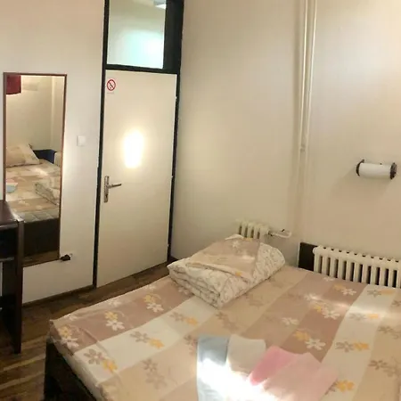 בית הארחה Duga *